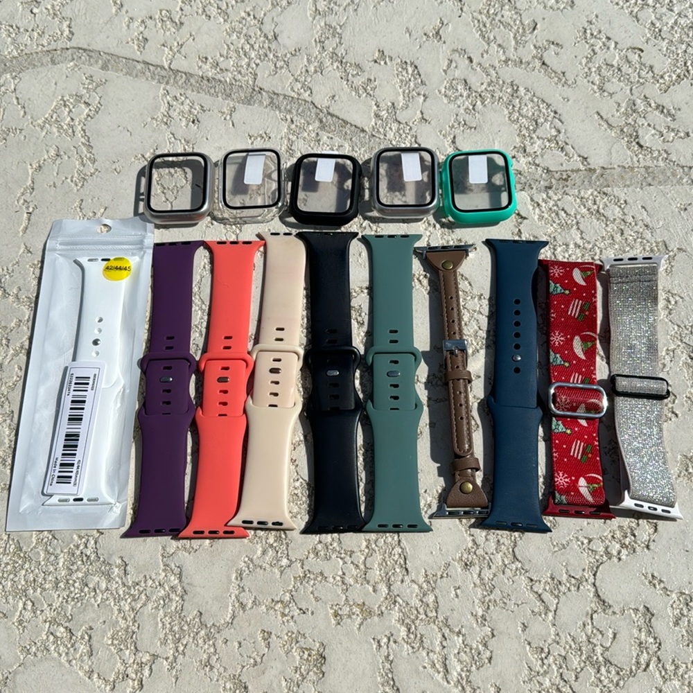 Apple Watch bands - Lot of 15 pieces!